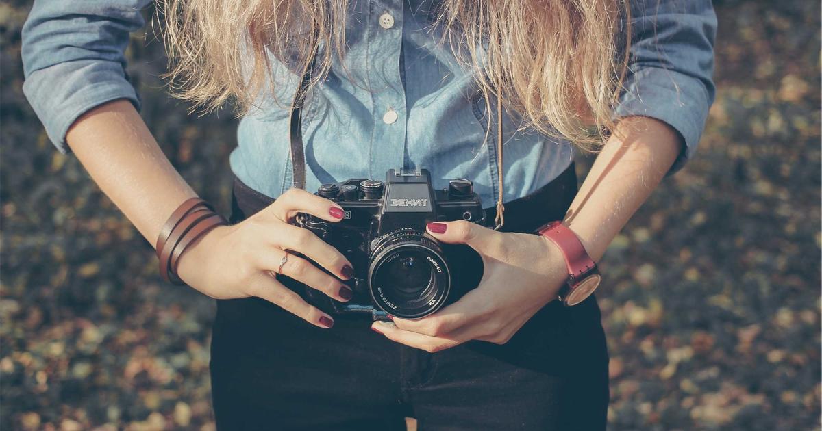 NVIDIA B200 推理晶片正式量產：能效比提升 5 倍